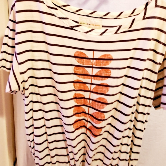 HIP & FUNKY TSHIRT DRESS - Picture 4 of 5